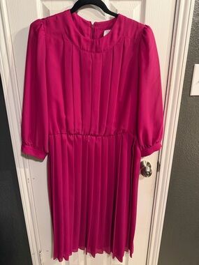 Women’s Fuchsia Pleated Dress